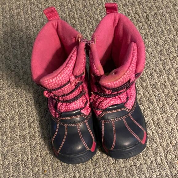 OshKosh B’gosh Girls Pink Black Boots Size 8 Toddler Inside Leg Zip Winter - Picture 1 of 8